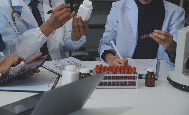 How Building the Right Clinical Trial Team Helps Keep Drug Development on Schedule
